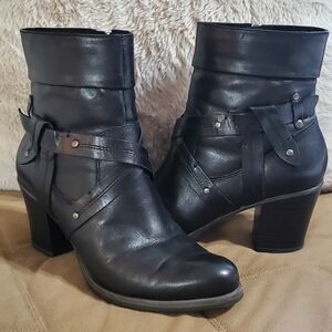 Tamaris Chic Black Leather Heeled Boots for Women. Zip Up. Sz 7.5 Or 38.